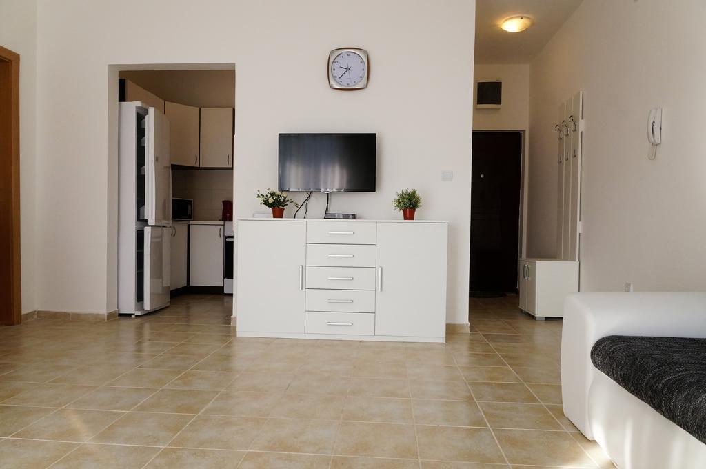 Apartment Begonia Of Kumbor แฮร์เซ็ก-โนวี ภายนอก รูปภาพ